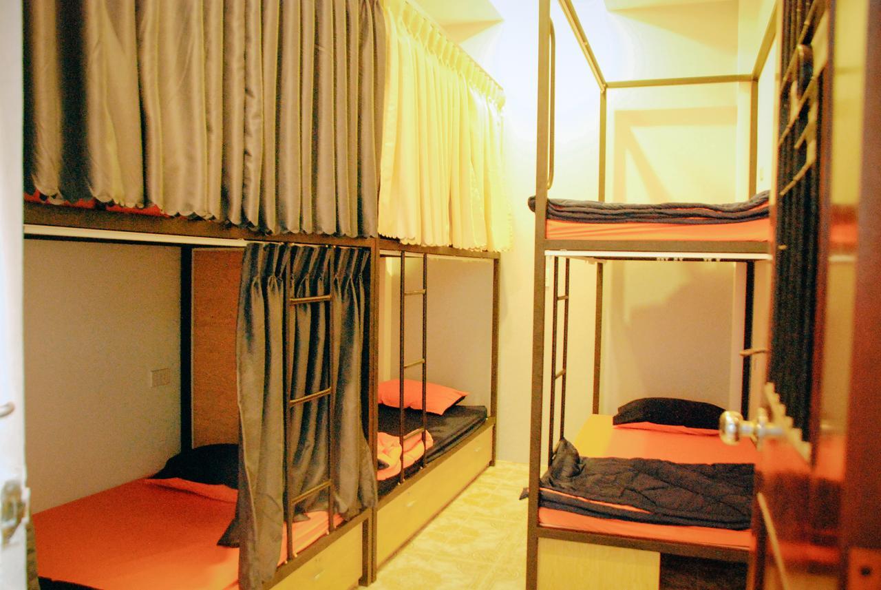 Winna Airport Hostel Дананг Экстерьер фото