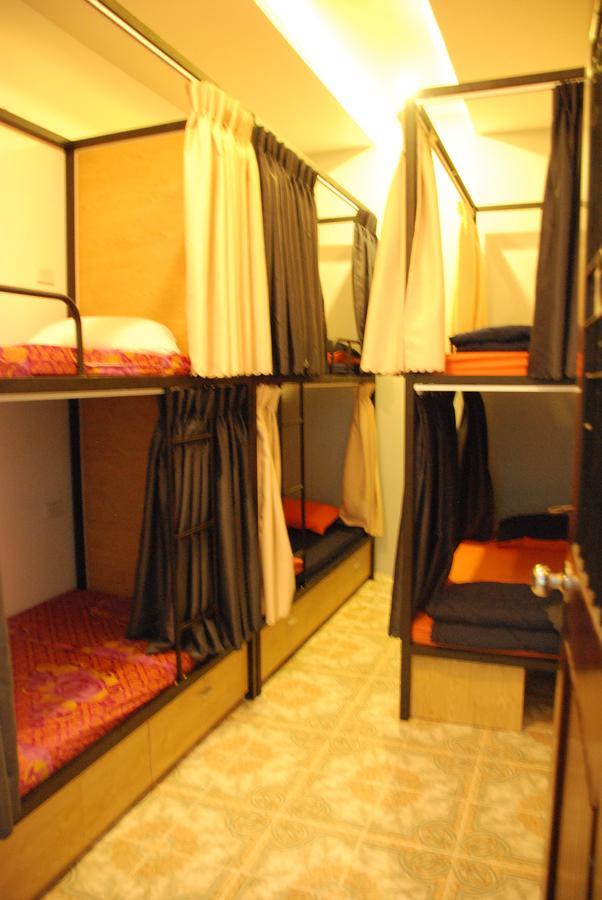 Winna Airport Hostel Дананг Экстерьер фото